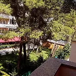 Relax Lägenhet Golem (Tirana)